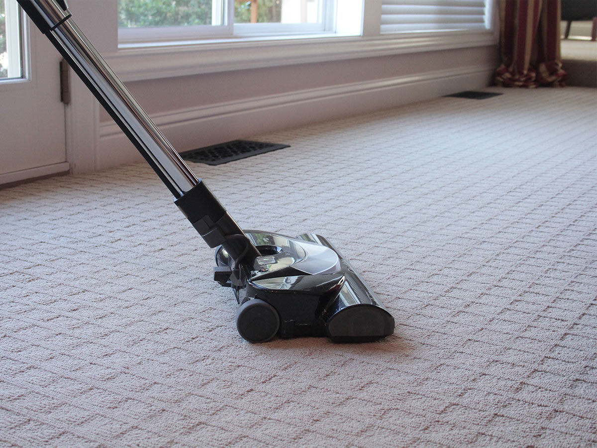 Vacuum floors